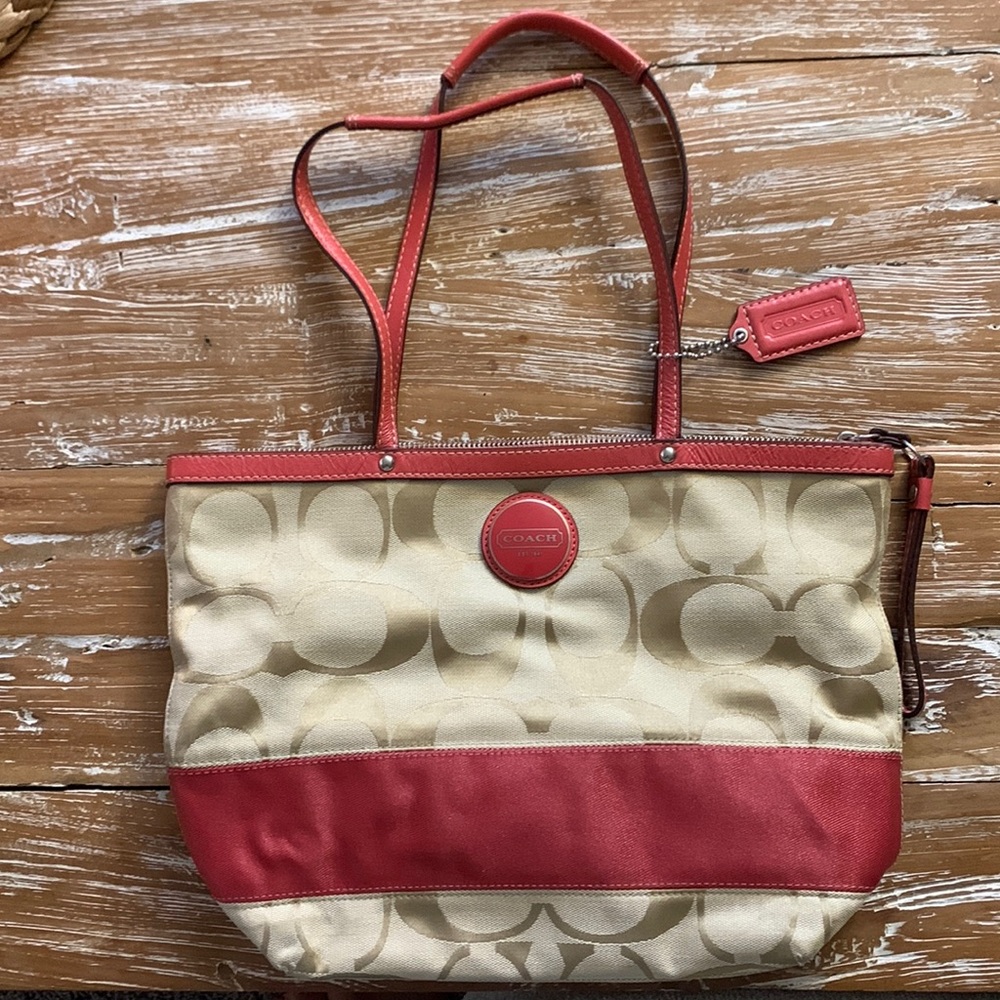 Classic Coach Bag - Tan & Copper